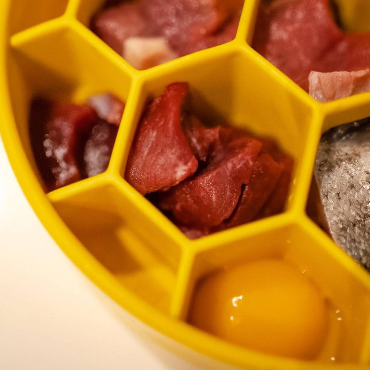 Honeycomb Slow Feeder Bowl | Reduces Bloating