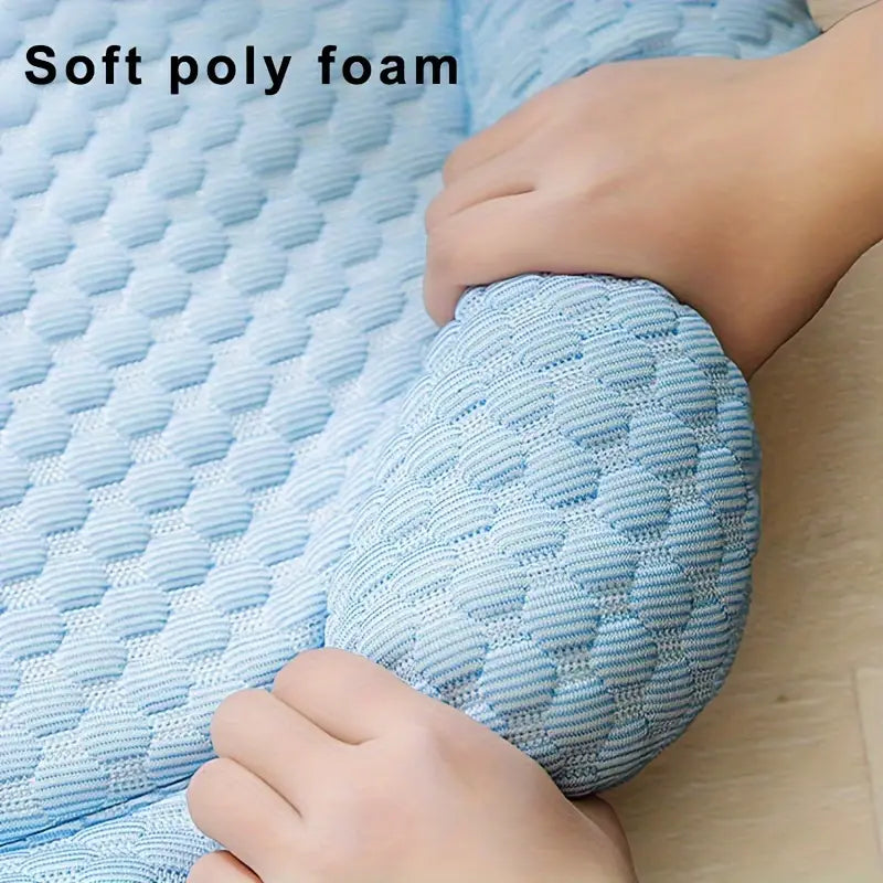 Ice-Silk Cooling Pet Bed | Breathable Comfort | Ideal for Hot Weather