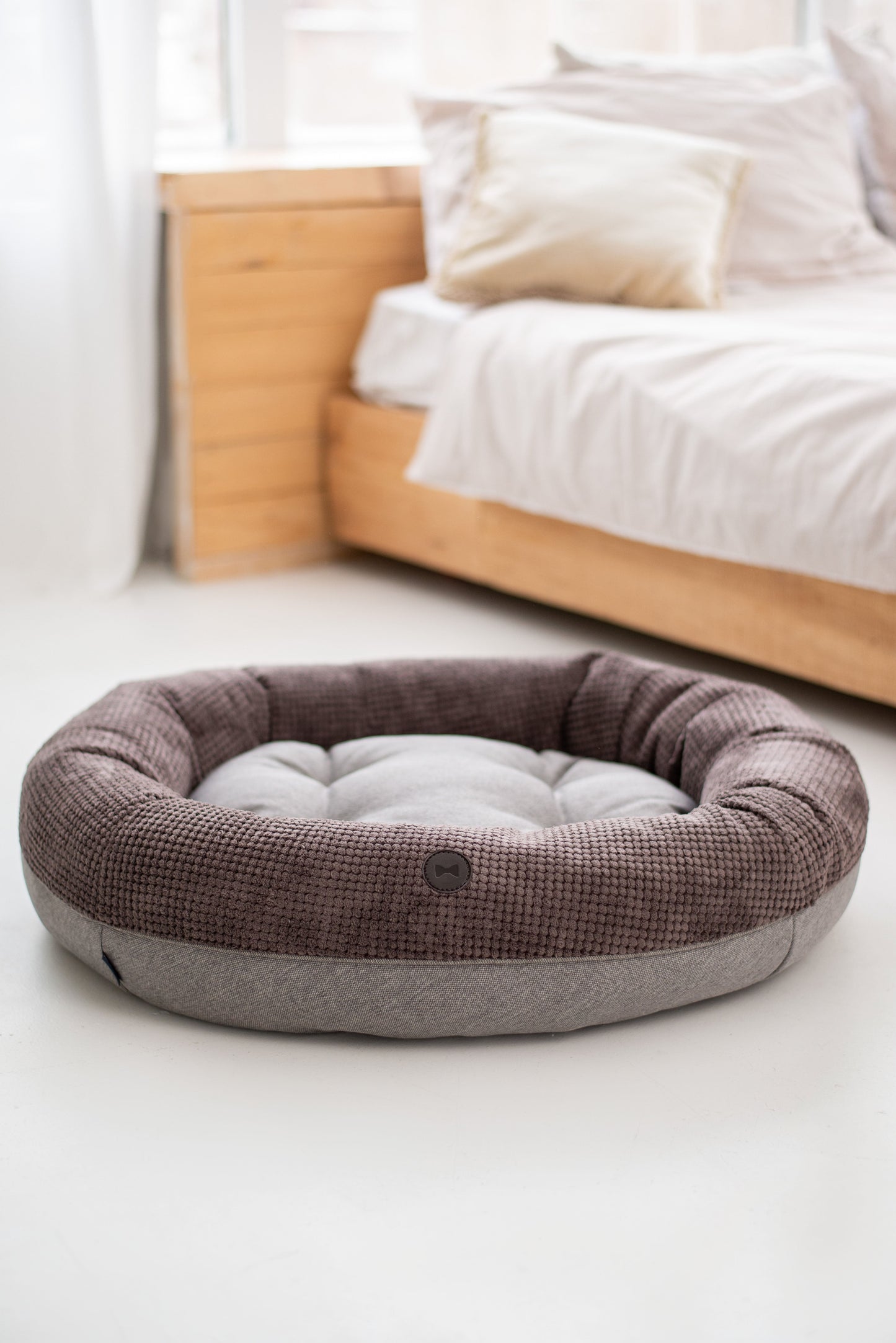 Chestnut Donut Dog Bed | Cozy Round Design | Soft Plush Material