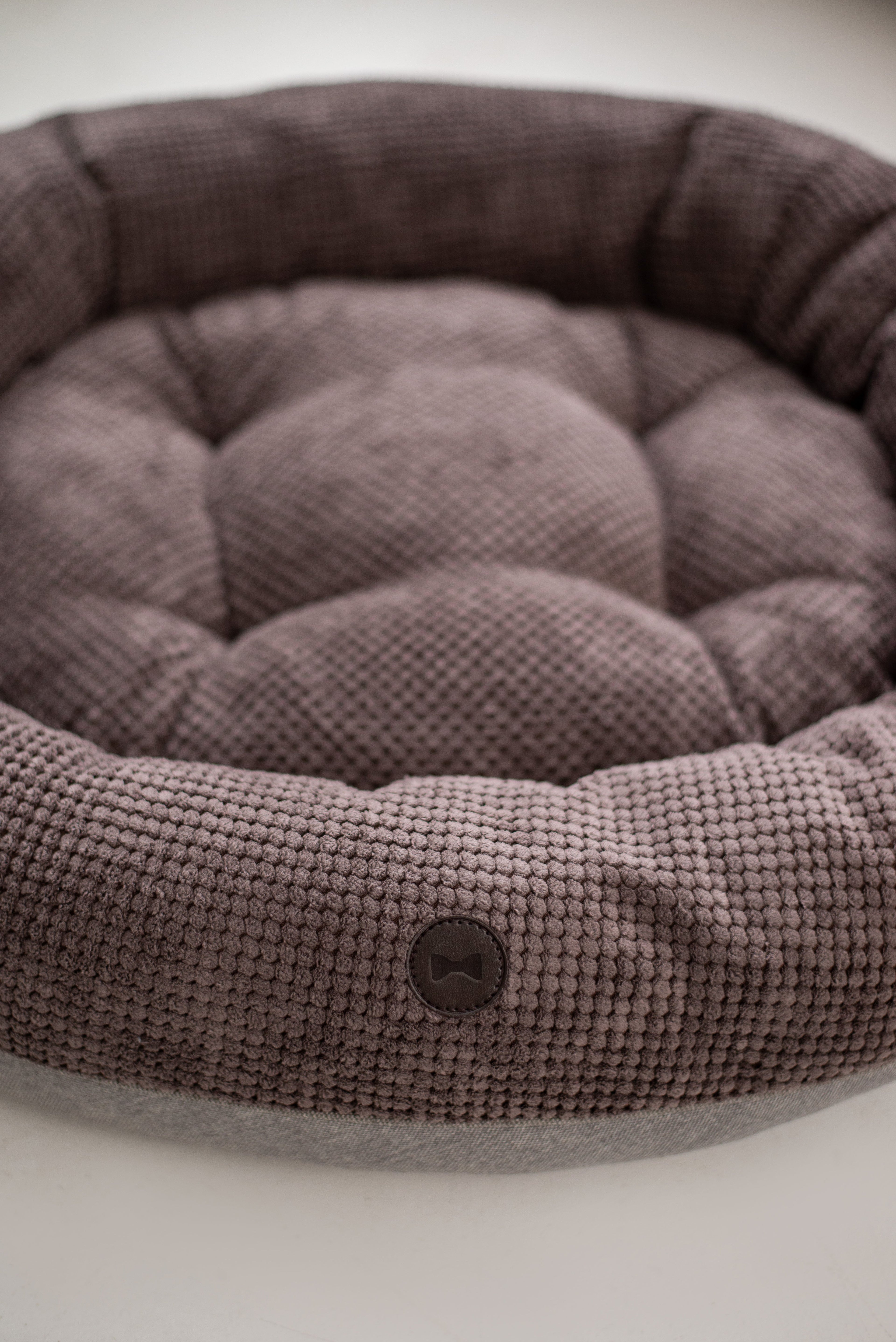 Chestnut Donut Dog Bed | Cozy Round Design | Soft Plush Material