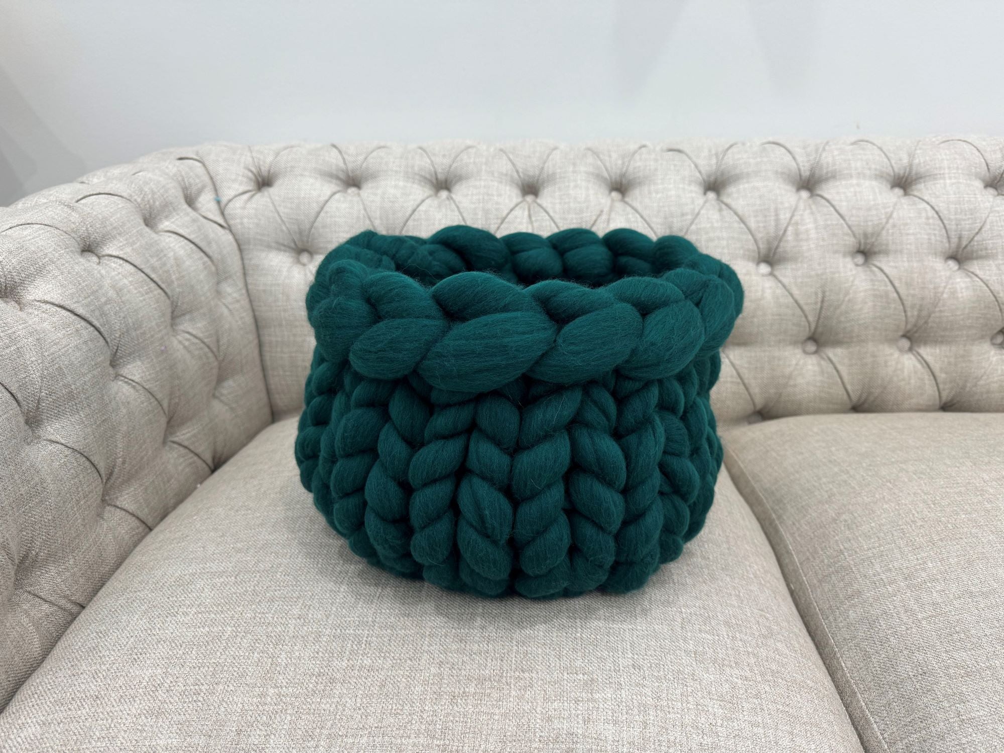 Cat Bed | Soft Merino Wool | Cozy Warmth for Your Feline Friend