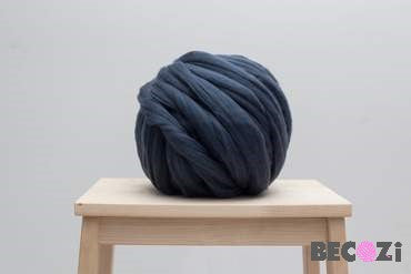 Cat Bed | Soft Merino Wool | Cozy Warmth for Your Feline Friend