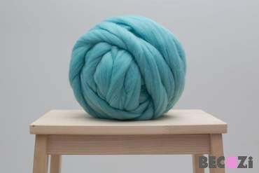 Cat Bed | Soft Merino Wool | Cozy Warmth for Your Feline Friend