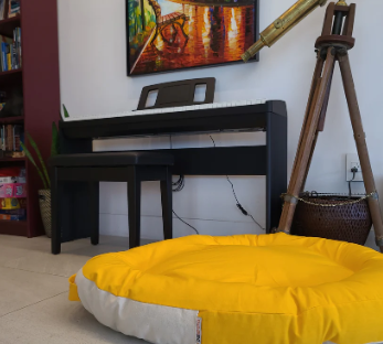 Hypoallergenic Nest Dog Bed | Comfortable Cradle for All Breeds