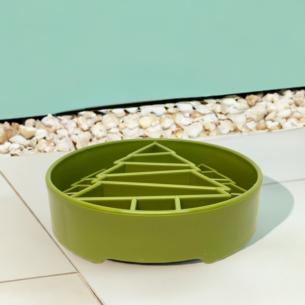 Pine Tree Slow Feeder Bowl for Dogs