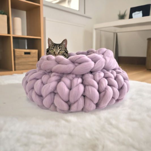 Cat Bed | Soft Merino Wool | Cozy Warmth for Your Feline Friend