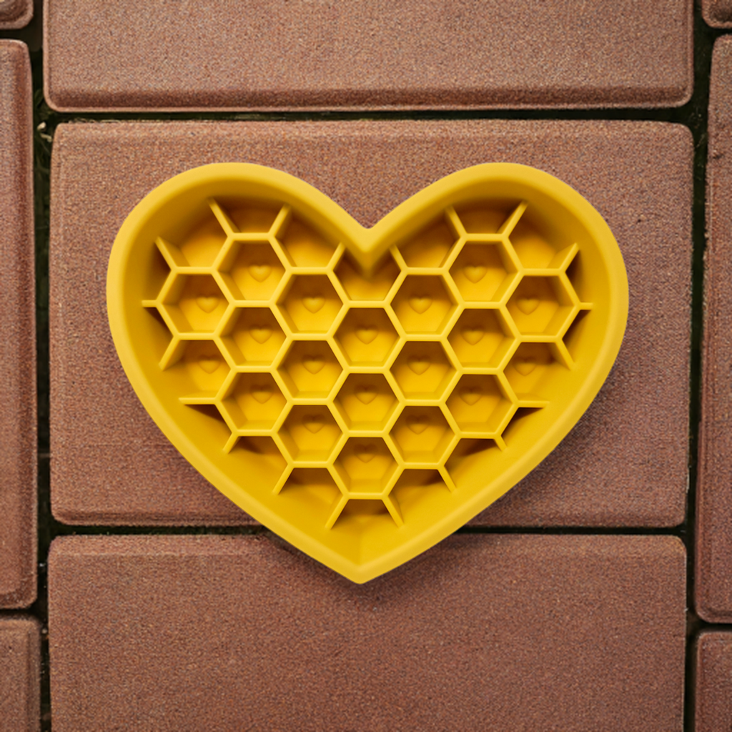 Slow Feeder Lick Mat | Reduces Boredom | Promotes Healthy Eating