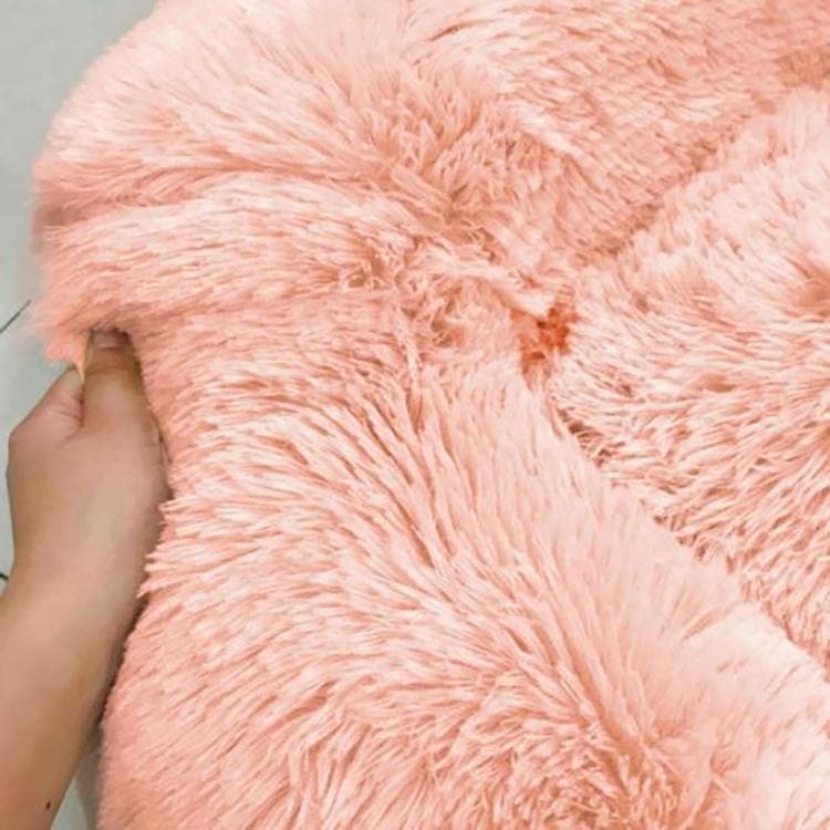 Fluffy Cat Bed | Cozy Warm Soft Design | Perfect for Cats and Kittens