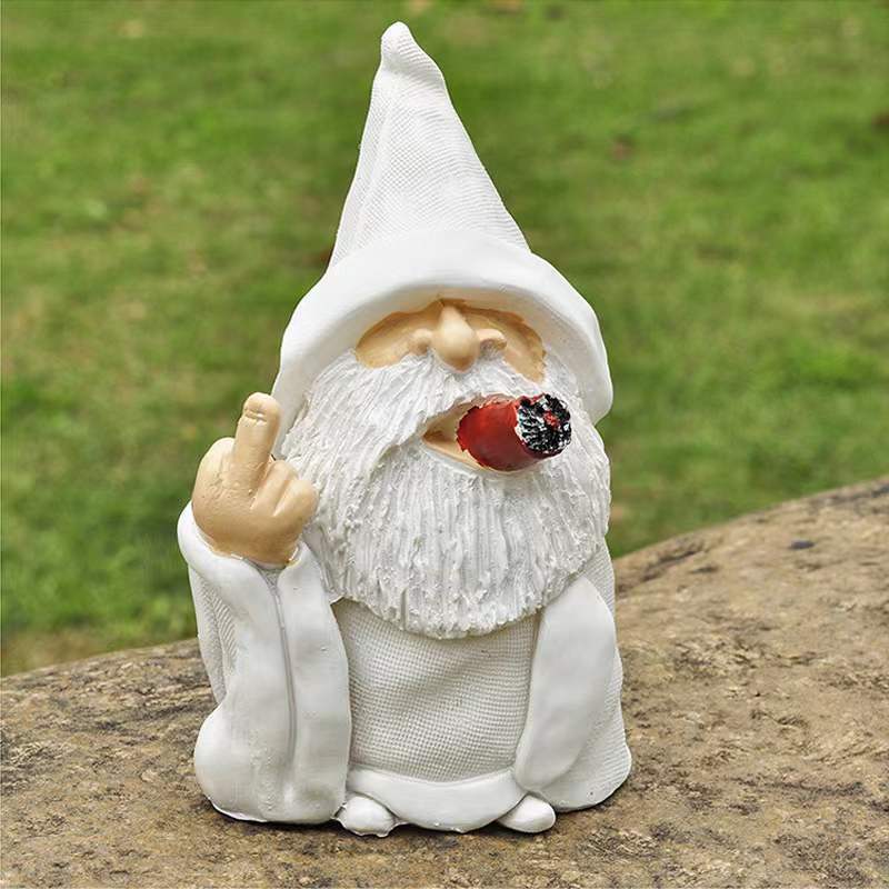 cheeky-smoking-gnome